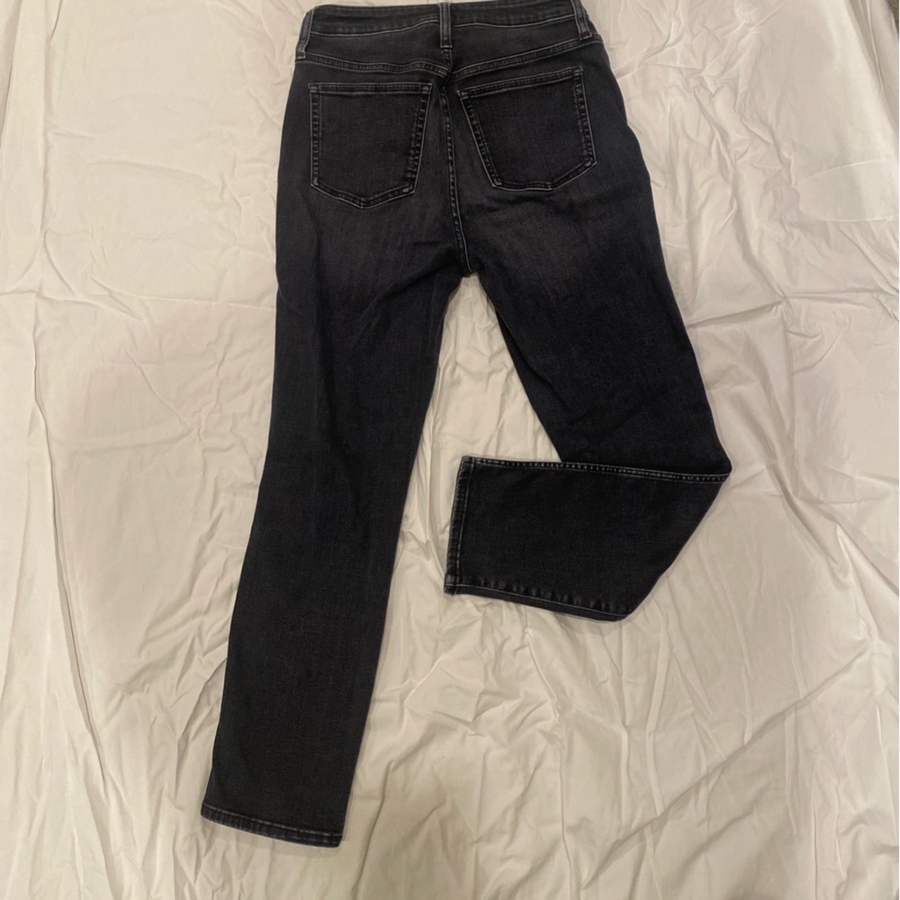 JCREW Vintage Slim Straight Jean 9” in charcoal wash.